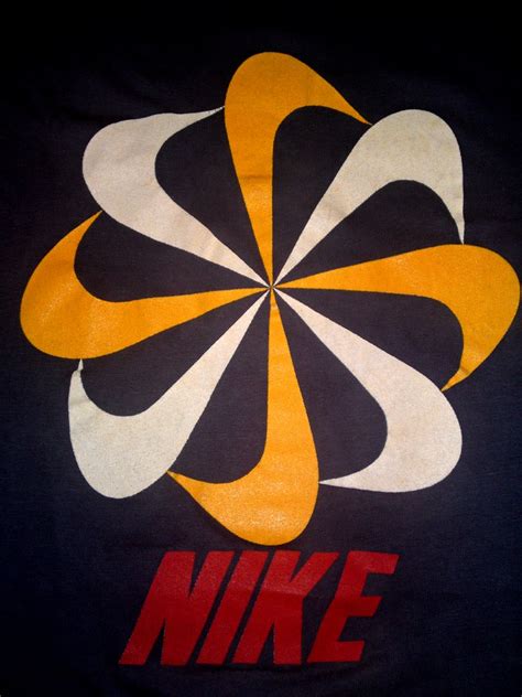 vintage nike pinwheel tags